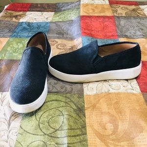 Steve Madden(R) "Gills" Casual Shoes